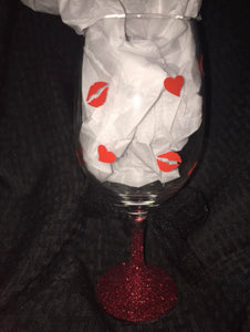 Betty Wine Glass